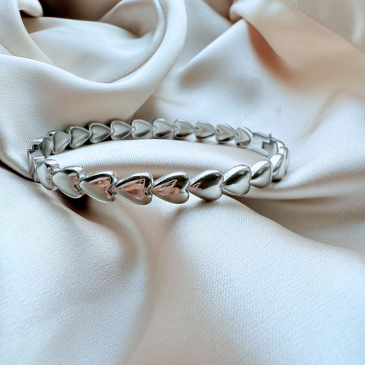 Heart bangle