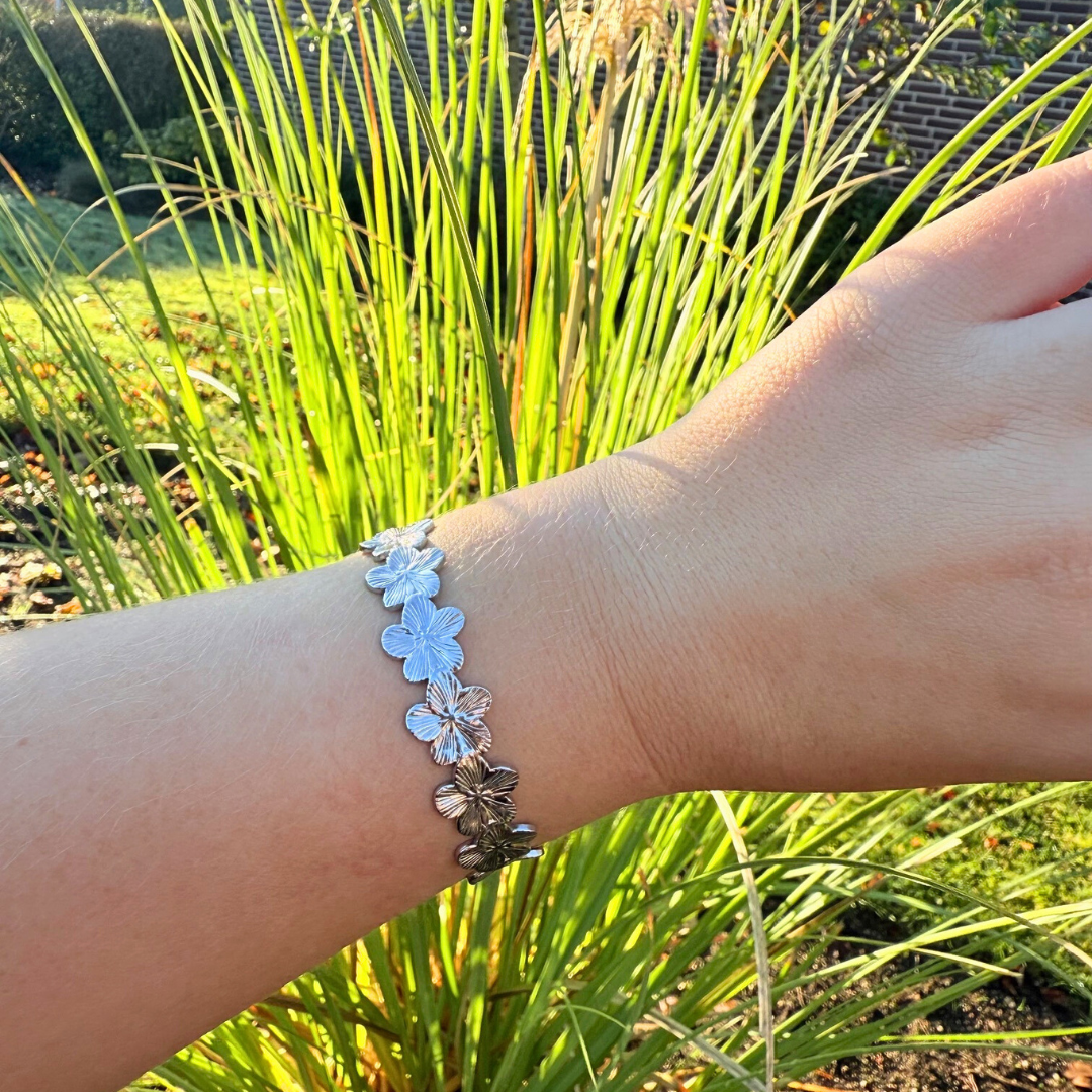 Daisy dream bangle